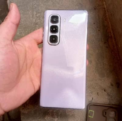 Infinix Hot 50 Pro+ (isk allawa kki b same pics ki post hui wo fake h)