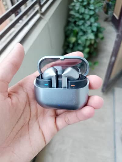 Buds pro 3 with Warranty