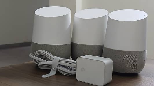 Google Home speaker - Voice Activated Smart Assistant & Google Assista