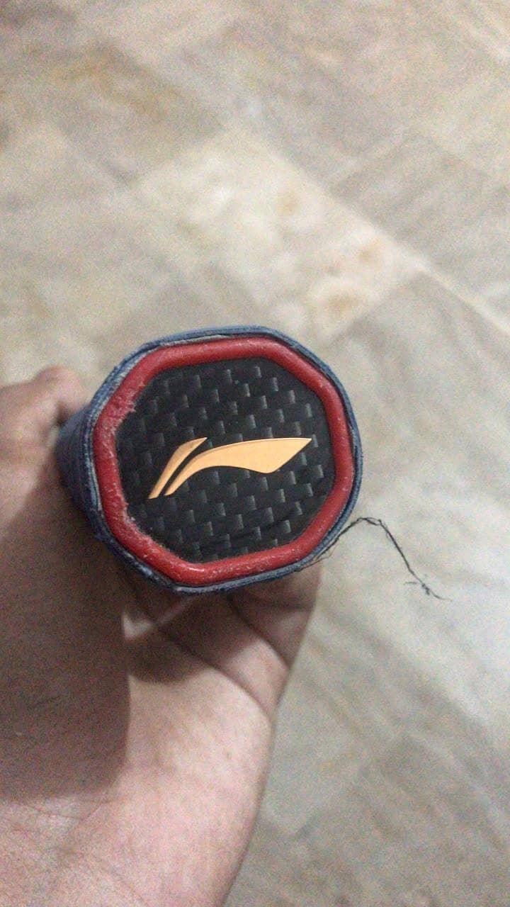 bedminton racket 1