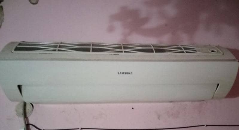 Samsung original split unit , 1