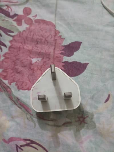 Original Apple iPhone Adapter A1299 (Urgent Sale)ū