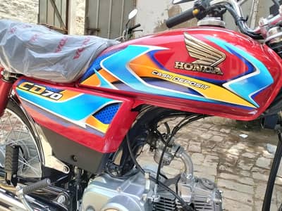 Honda CD70 red color (zero meter)