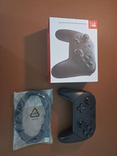 Nintendo switch Pro controller (New)