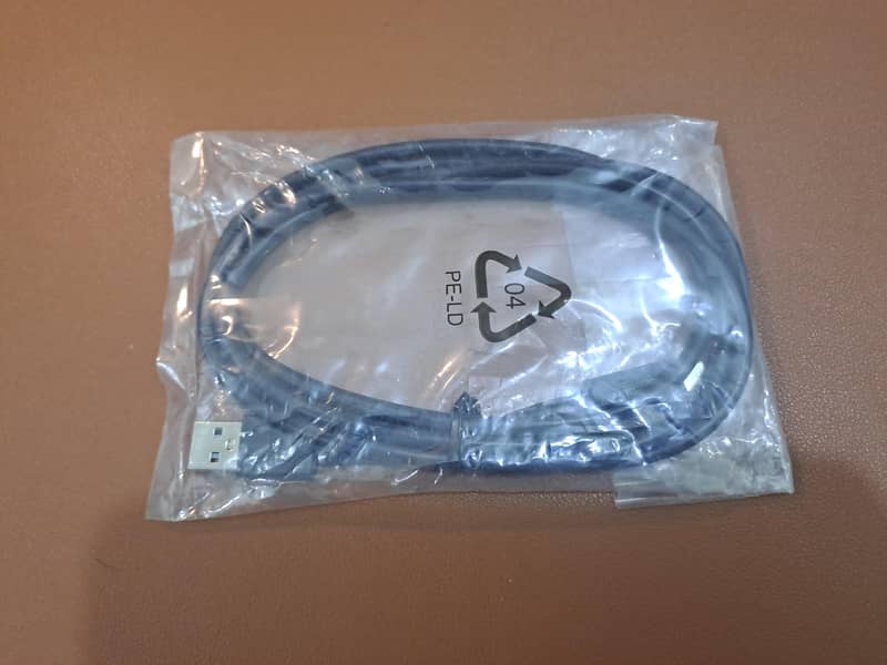 Nintendo switch Pro controller (New) 4