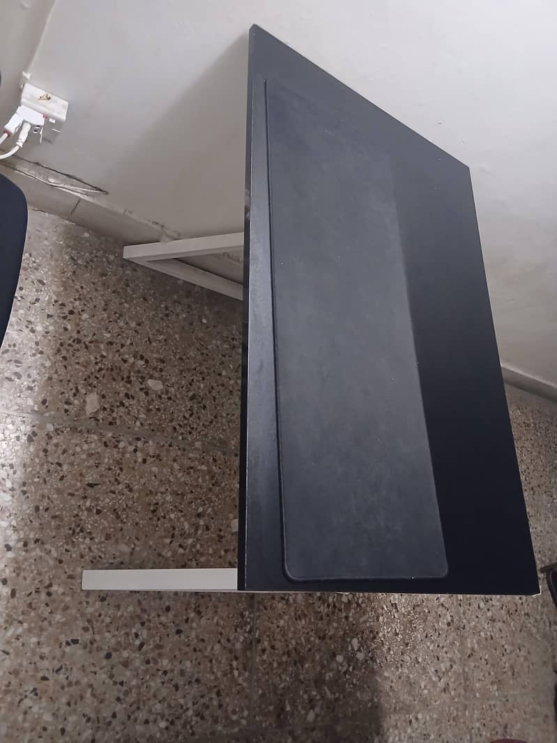 study table and chair 0