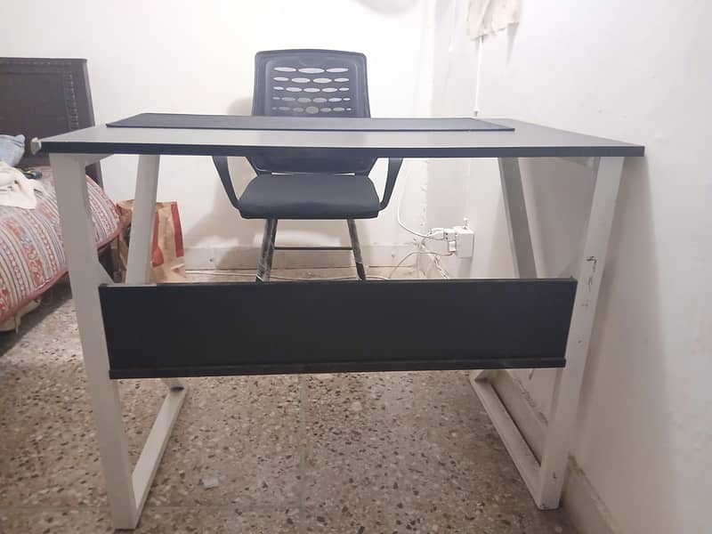 study table and chair 2