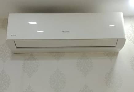 Gree 2 ton Inverter Ac