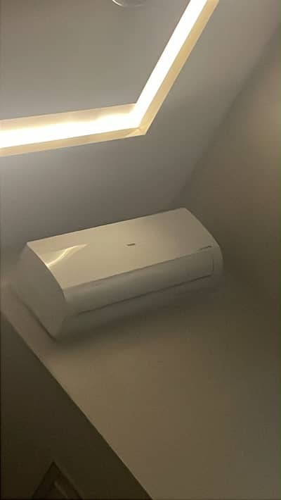 Haier 1 Ton Inverter AC