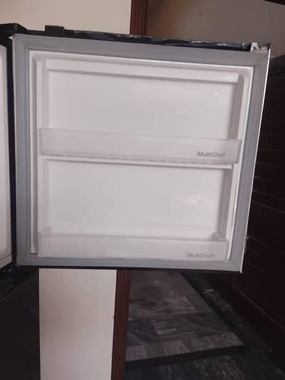 dawinee fridge 50'000