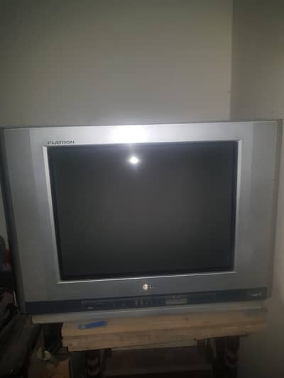 lg tv new ha condition 10/8.5 arrgent sale 03476257175
