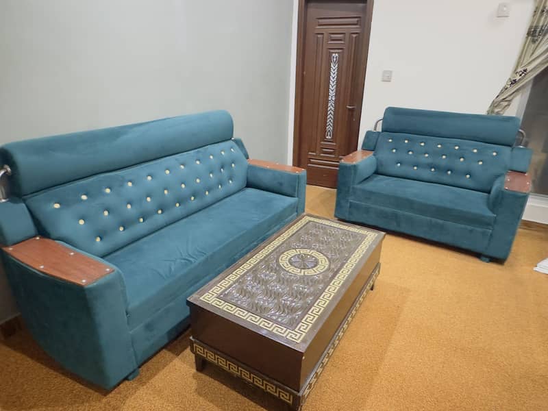 8 Seater sofa set with Table 0