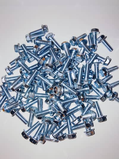 Kick Bolt china 8.8 (Size:M10)