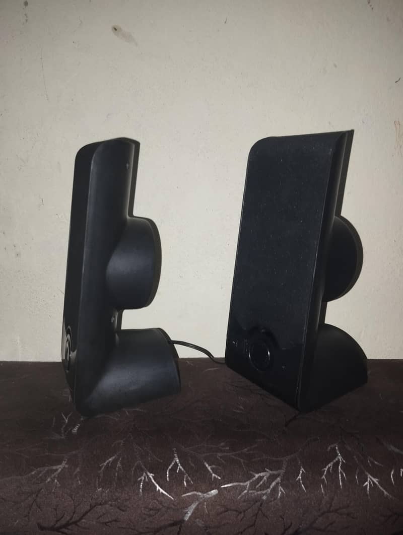 Bluetooth computer speakers 3