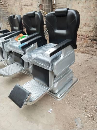 Barber chair/Cutting chair/ Shampoo unit/Trolly/Saloon Furniture.