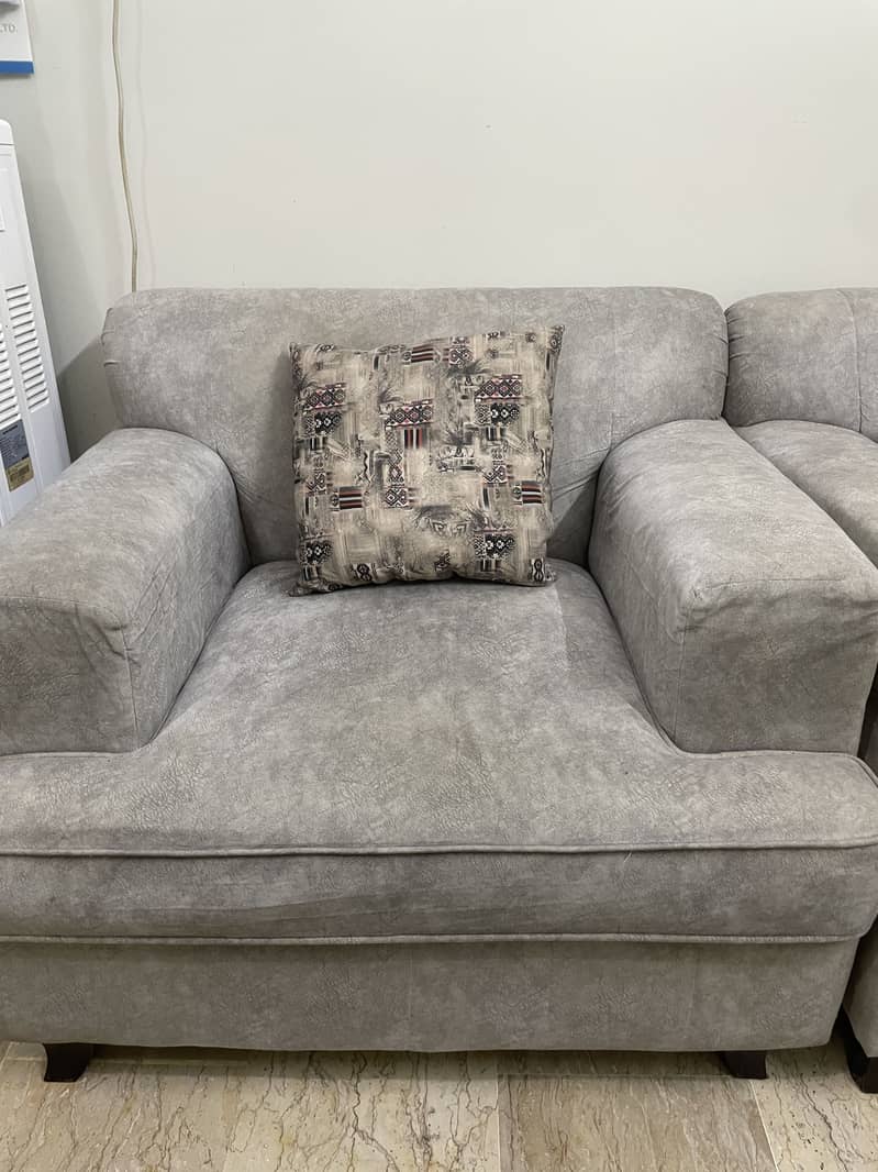 Sofa set 0