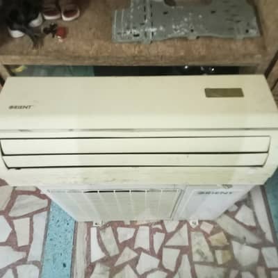 Orinet Split 2 ton ac for sale 100% working