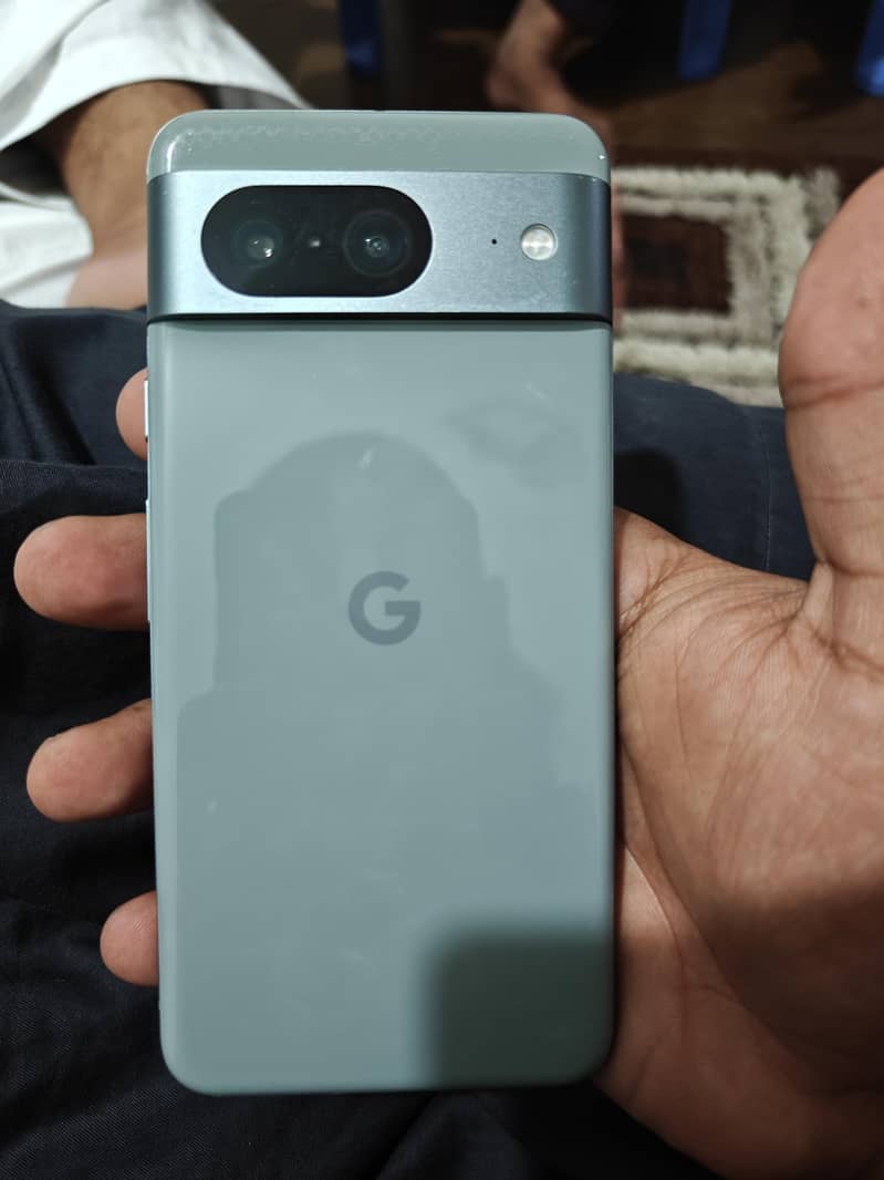 Google pixel 8 7