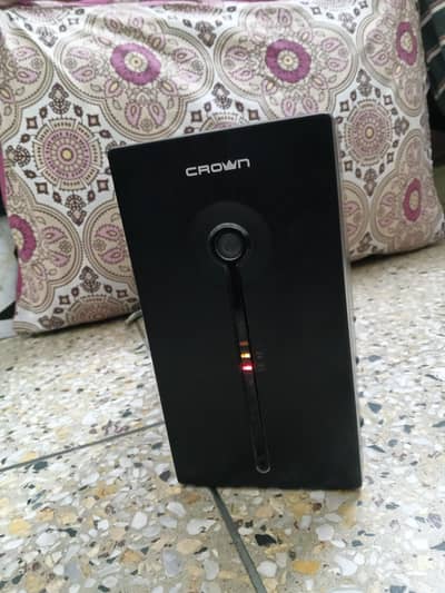 (Crown) Line interactive UPS Model number : CMU-1500-W