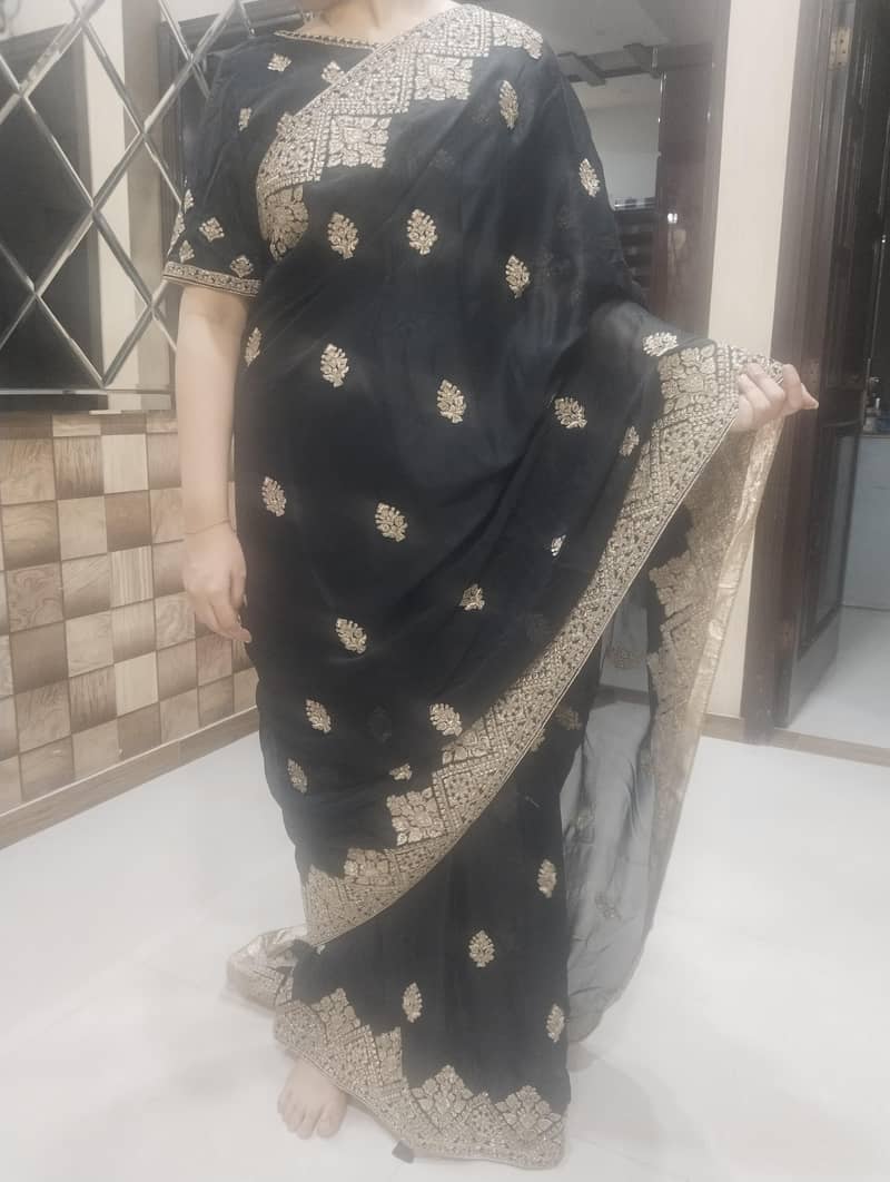 saree 0