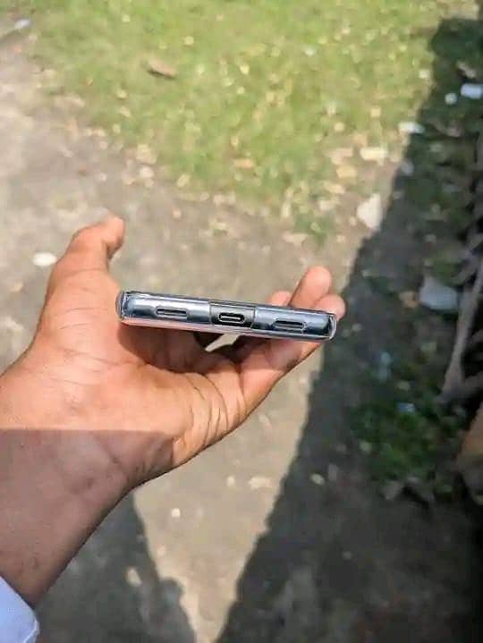 Google Pixel 6a 1