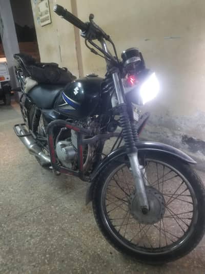 suzuki 150 2017