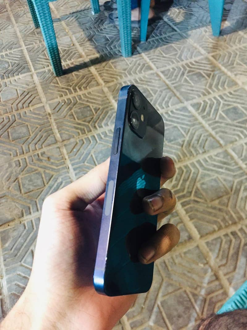 Apple iPhone 12 mini 2