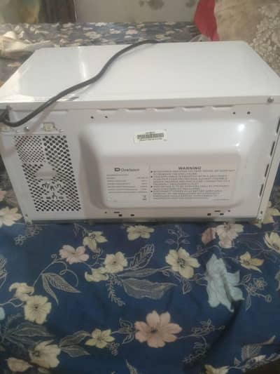 microwave oven