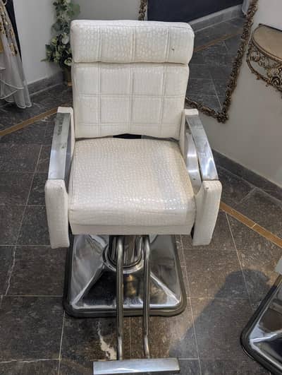 Boutique Mirror and Chair