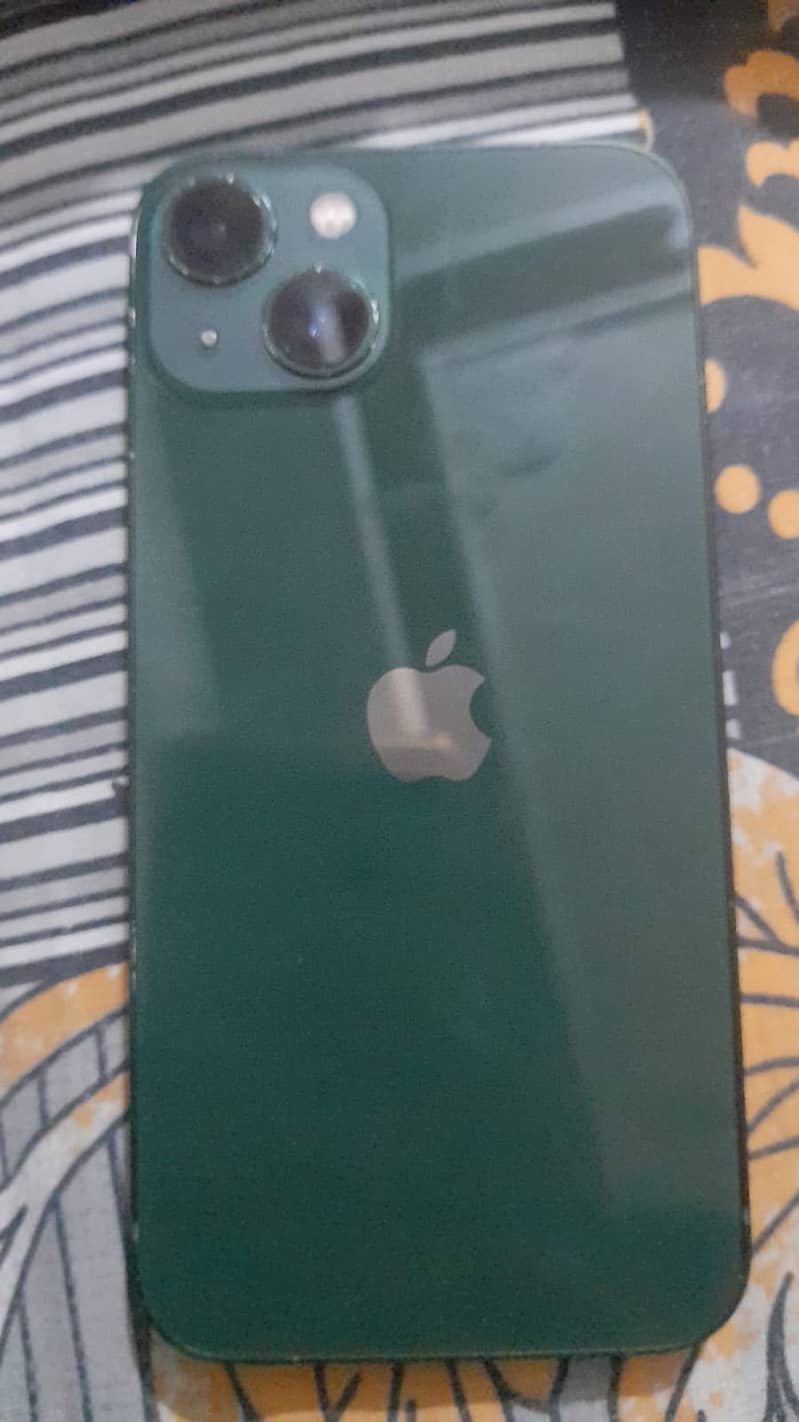 Apple iPhone 13 0