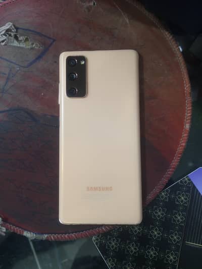 Samsung Mobile S20 FE