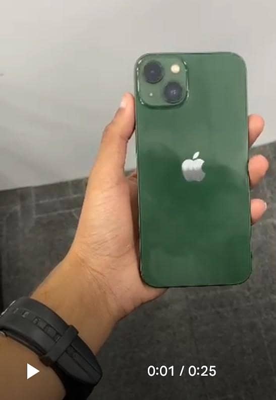 Apple iPhone 13 2