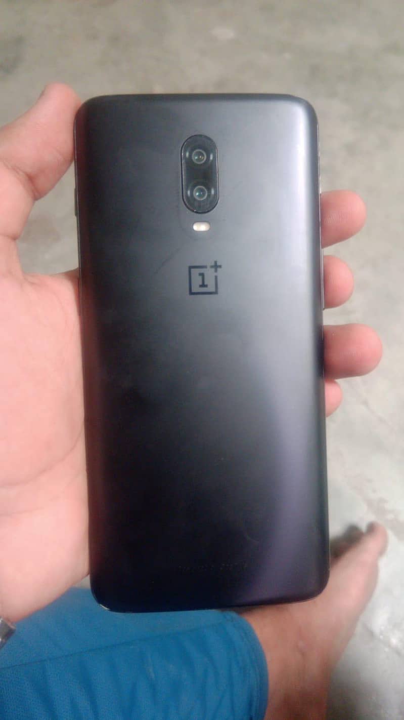 One Plus 6T 3