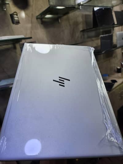 HP 840 G6 New logo i5 8th Gen 8gb ram 256 nvme