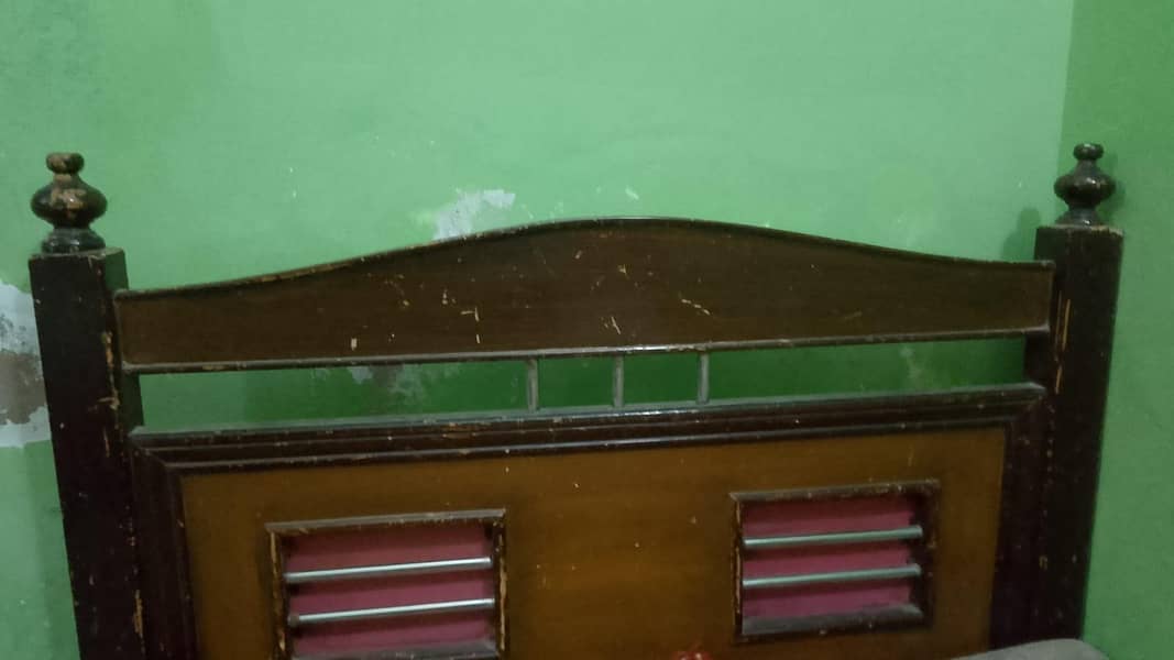 Single bed 2