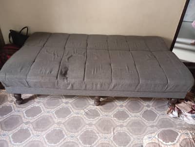 sofa combed