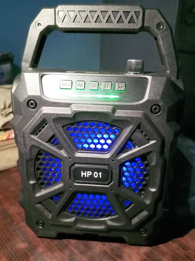 Bluetooth speaker HP01 1
