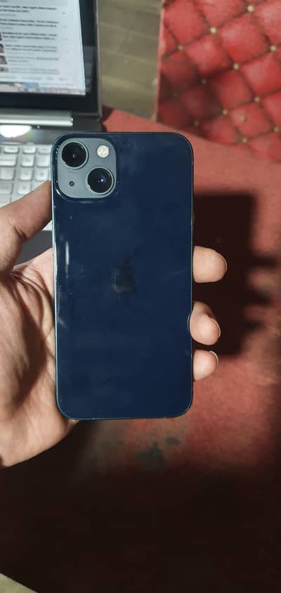 Apple iPhone 13