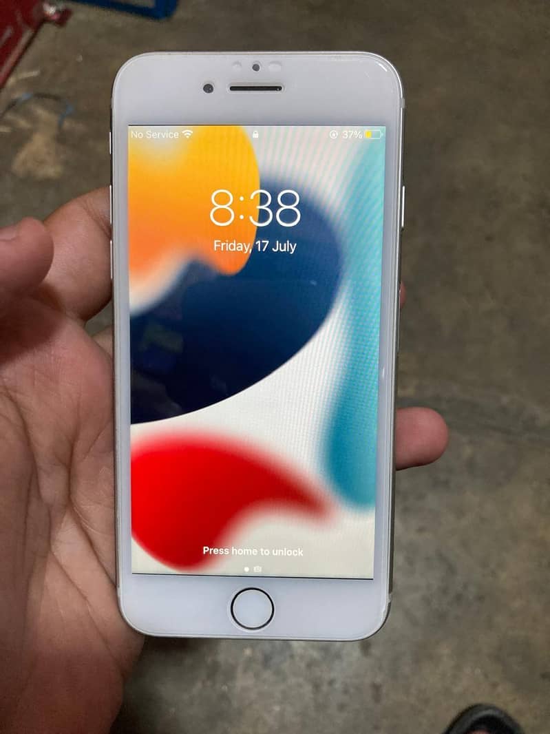 Apple iPhone 7 9
