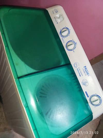 Haier washing machine twin tub model number HWM-80 AS