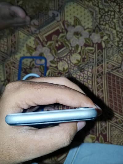 Apple iPhone SE