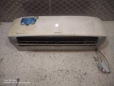 dc invertar ac for sale in good conditions