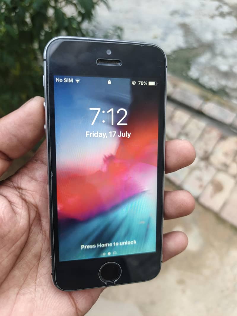 Apple iPhone 5s 4