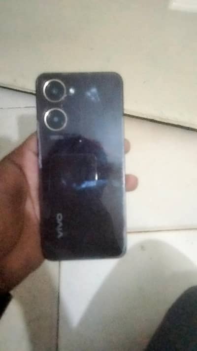 Vivo Y18