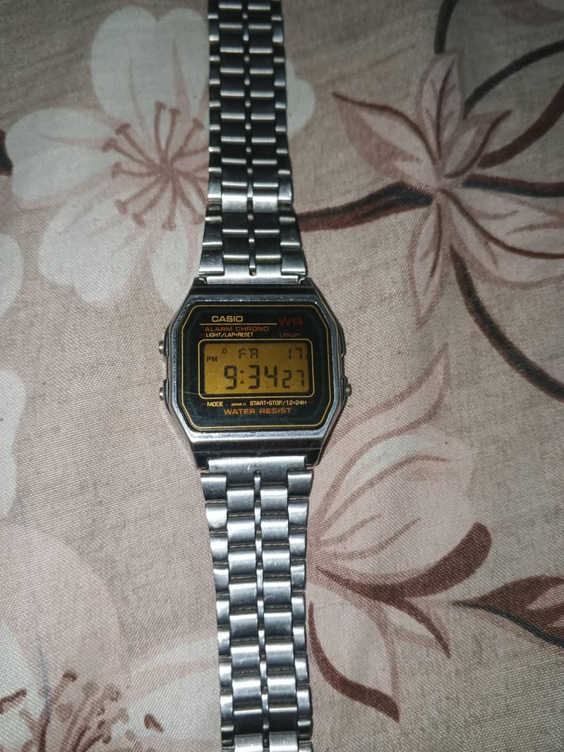 Casio watch 10/10 0