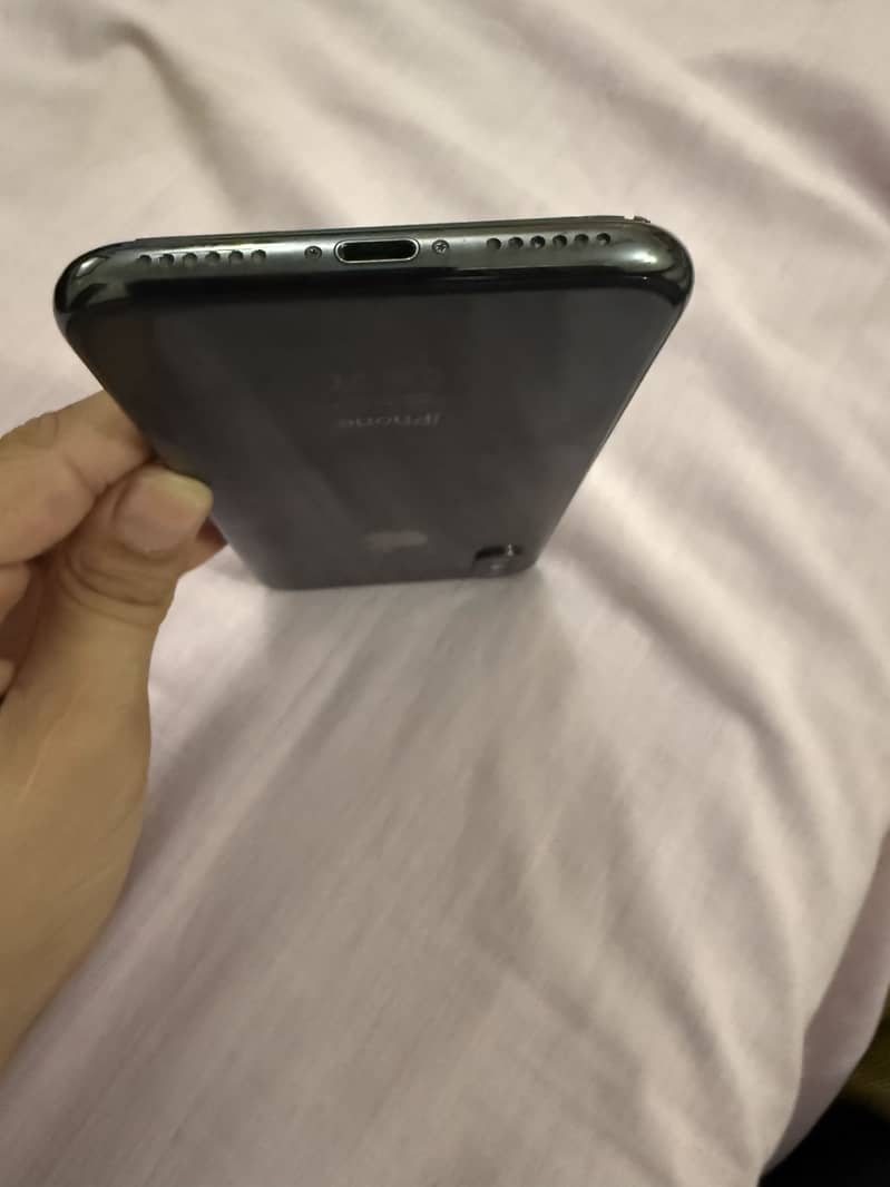 Apple iPhone X 2