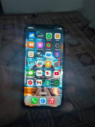 Apple iPhone X – 64GB (Non-PTA)