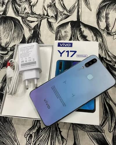 vivo y17 8/256