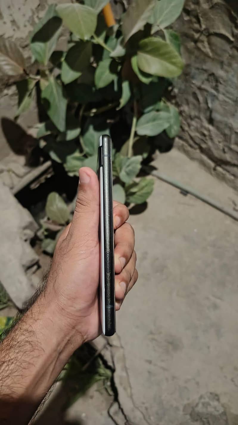 Google Pixel 6a 3