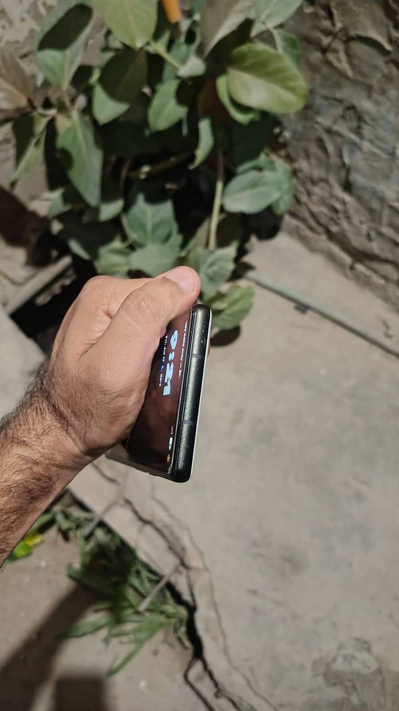 Google Pixel 6a 4